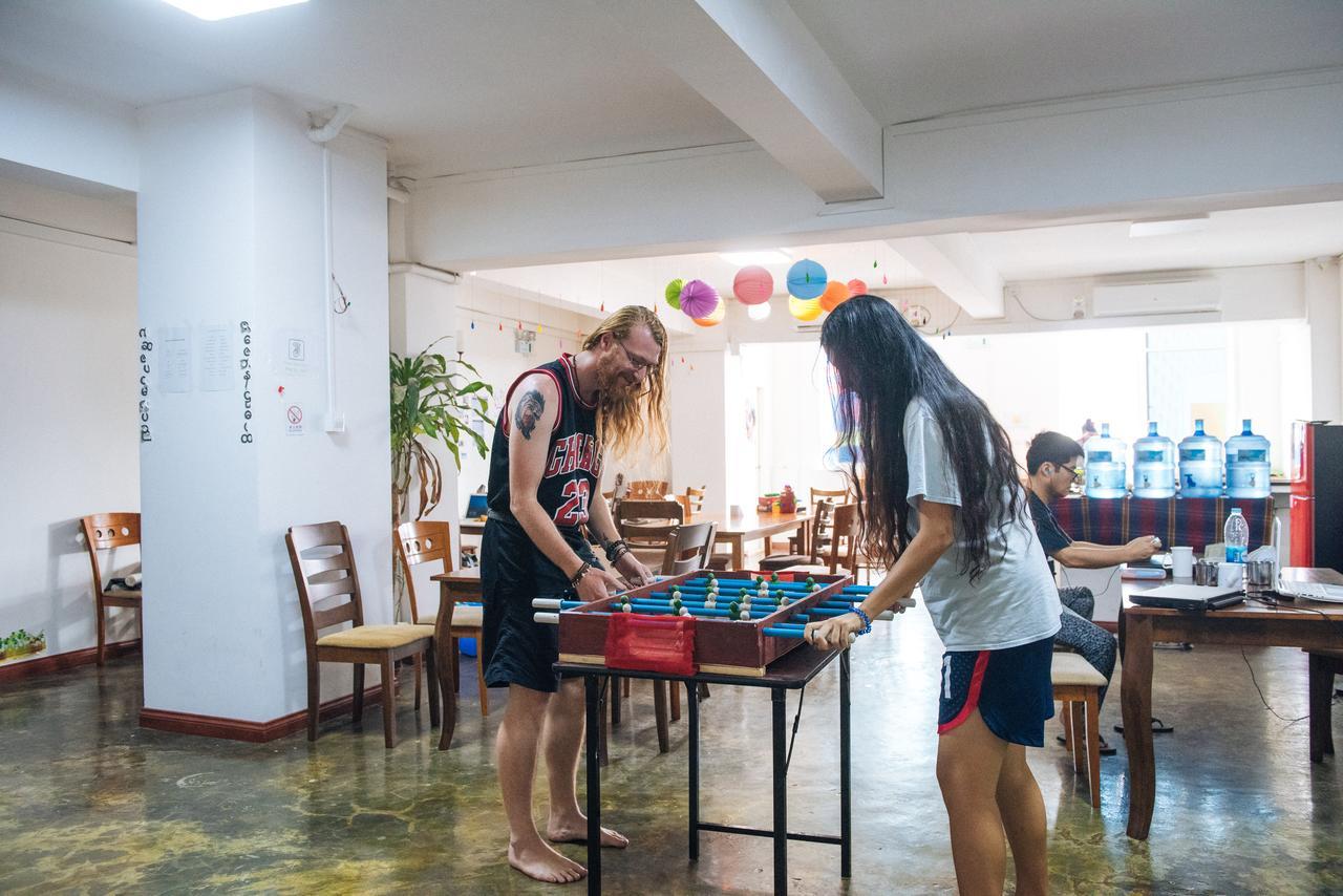 יאנגון Dengba Hostel מראה חיצוני תמונה