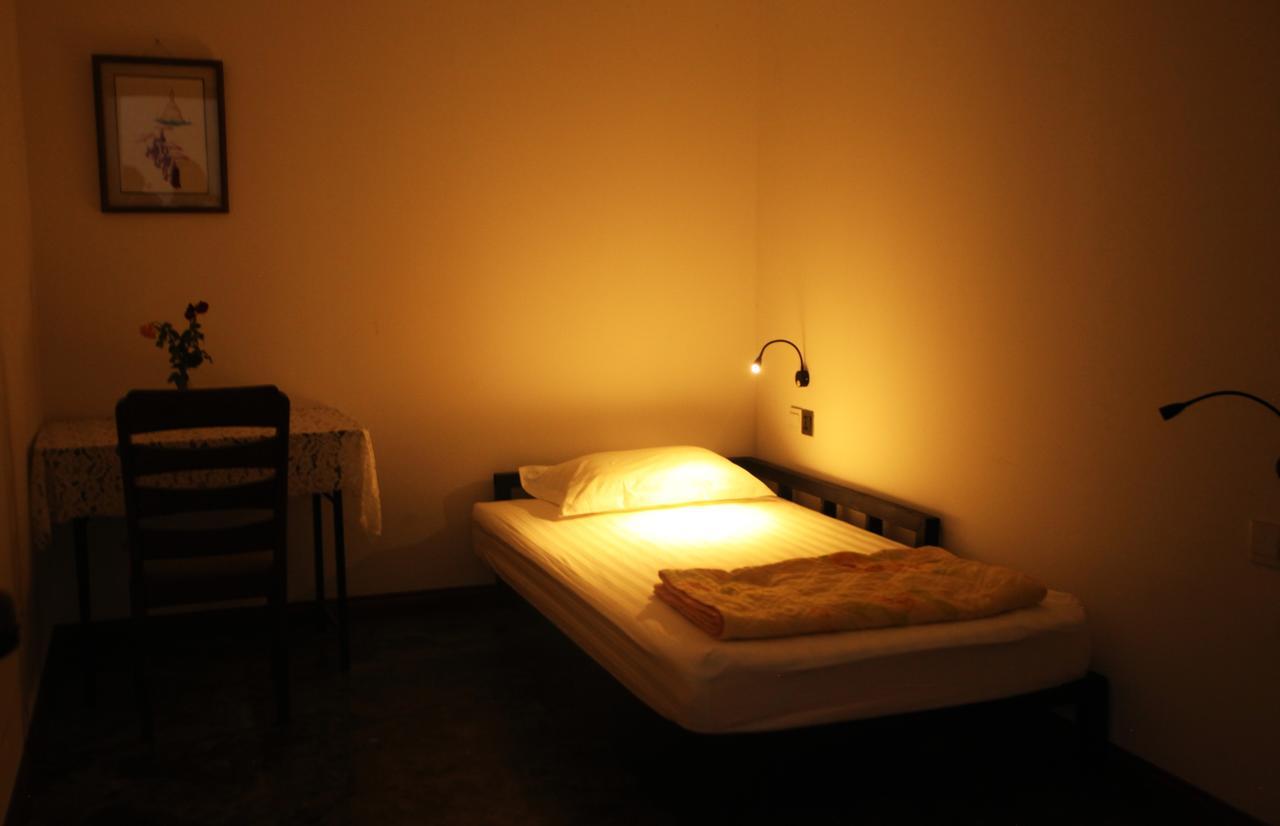 יאנגון Dengba Hostel מראה חיצוני תמונה