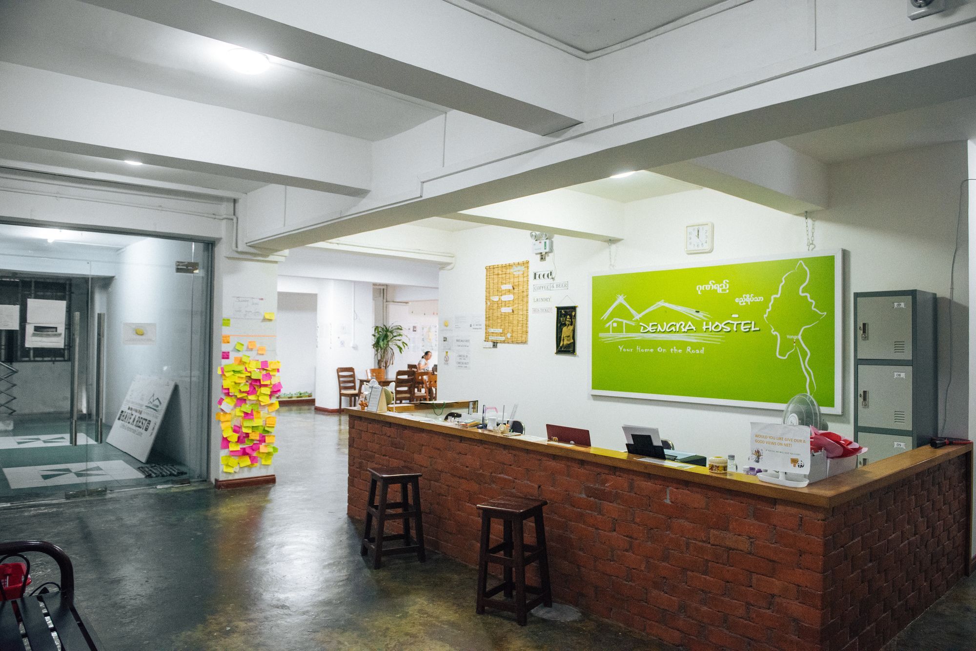 יאנגון Dengba Hostel מראה חיצוני תמונה